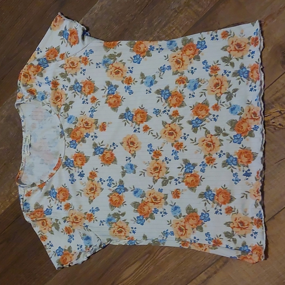 Floral top